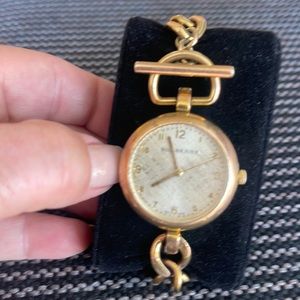 Burberry link watch